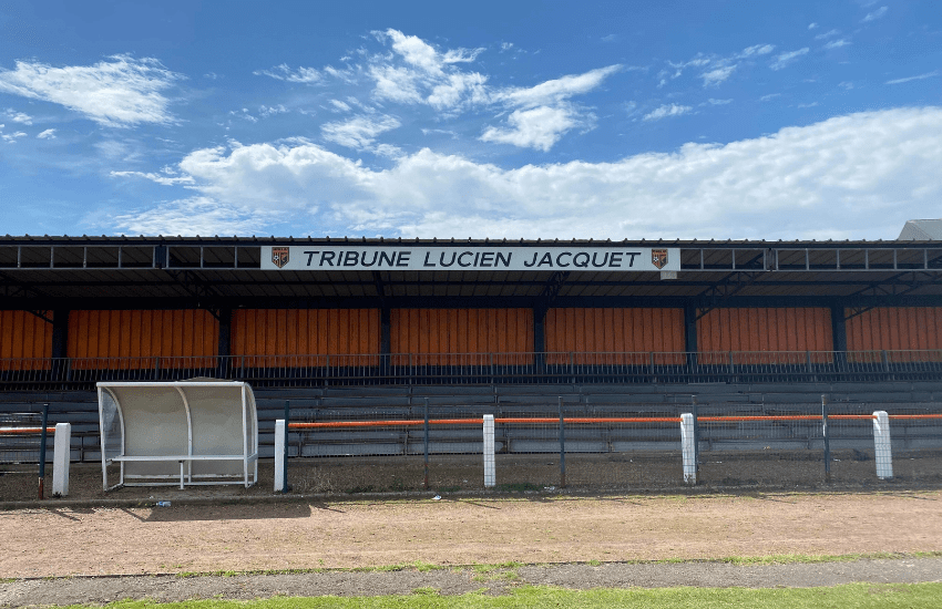 Photo d'un panneau publicitaire grande largeur